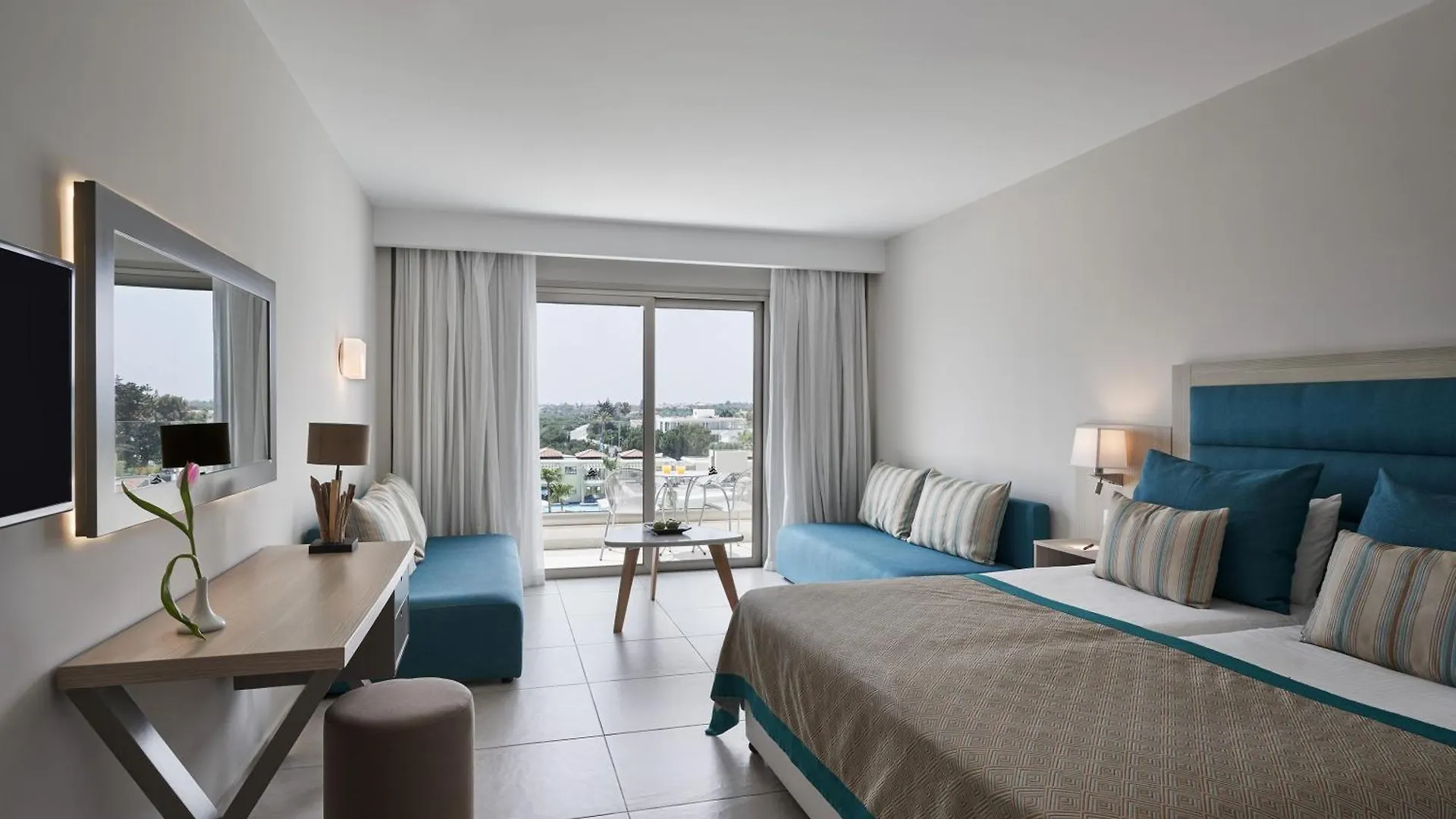 Atlantica Aeneas Resort アヤナパ 5*,